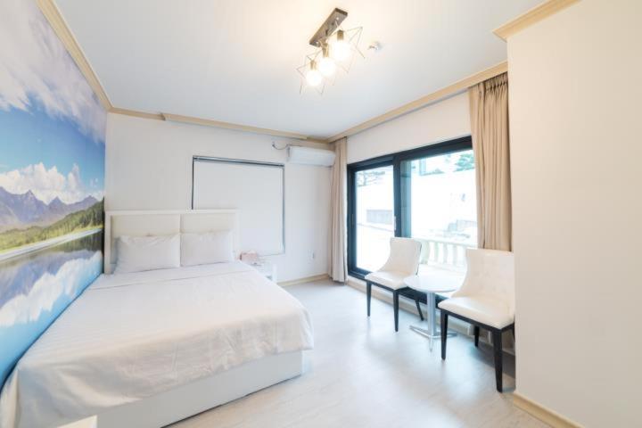 Songrim Motel Sokcho Bagian luar foto