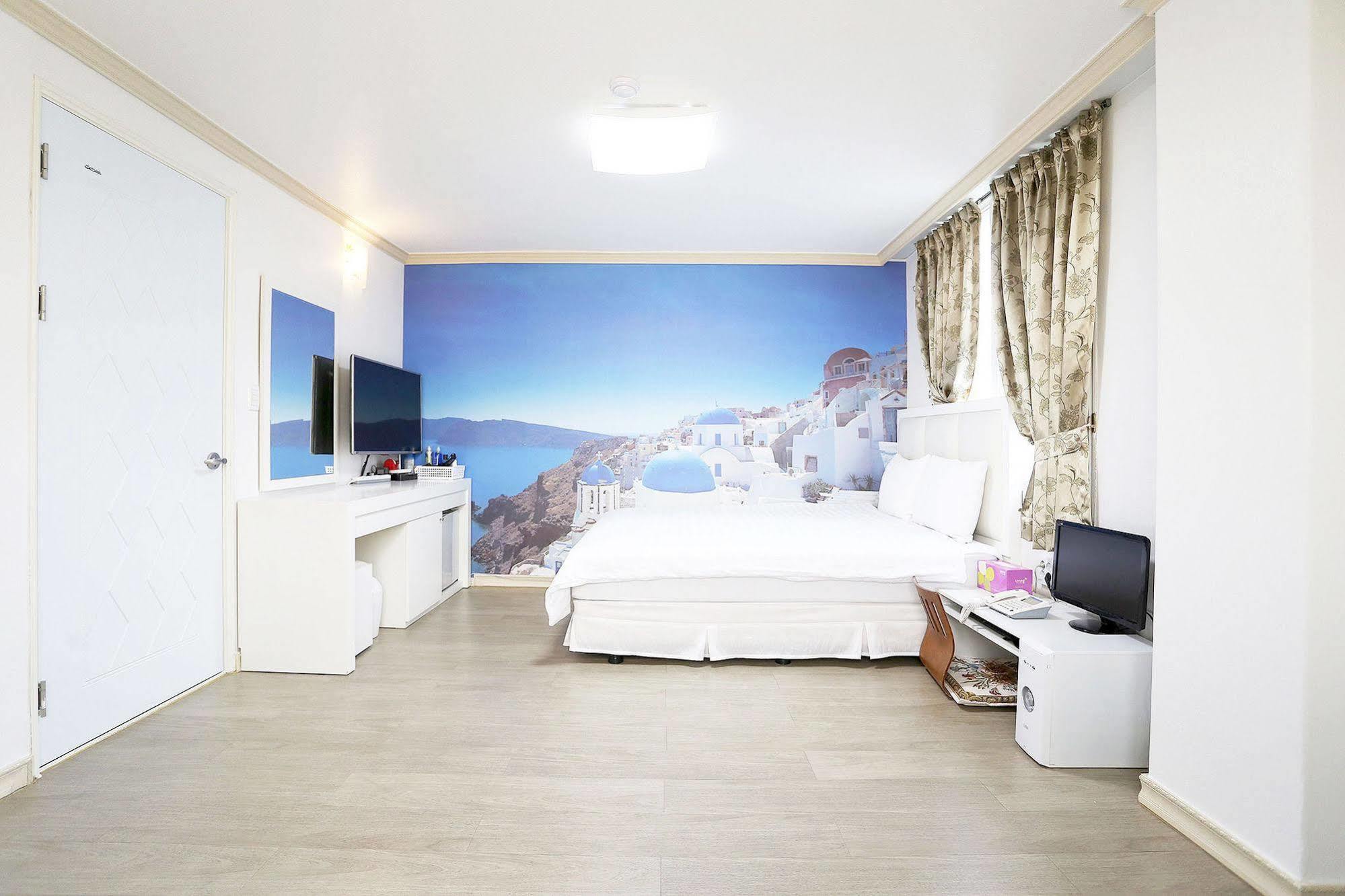 Songrim Motel Sokcho Bagian luar foto